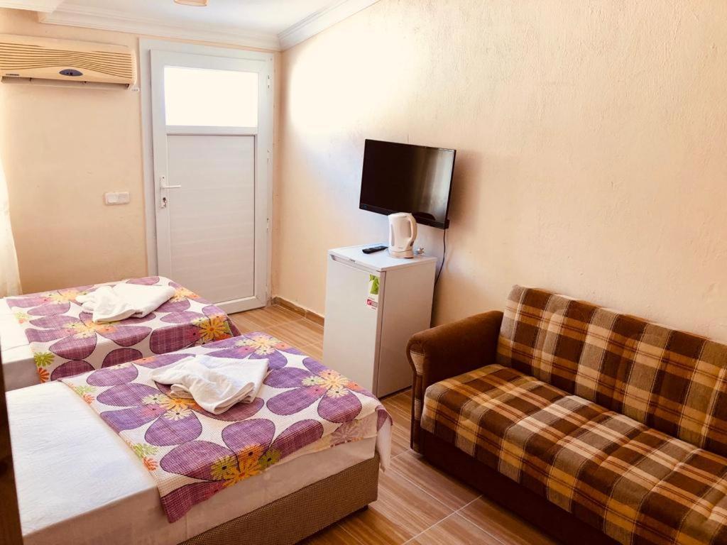 Karaca Apart Hotel ดาลยัน ภายนอก รูปภาพ