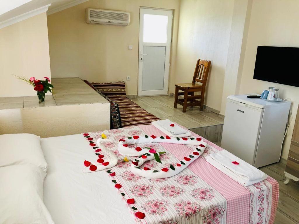 Karaca Apart Hotel ดาลยัน ภายนอก รูปภาพ