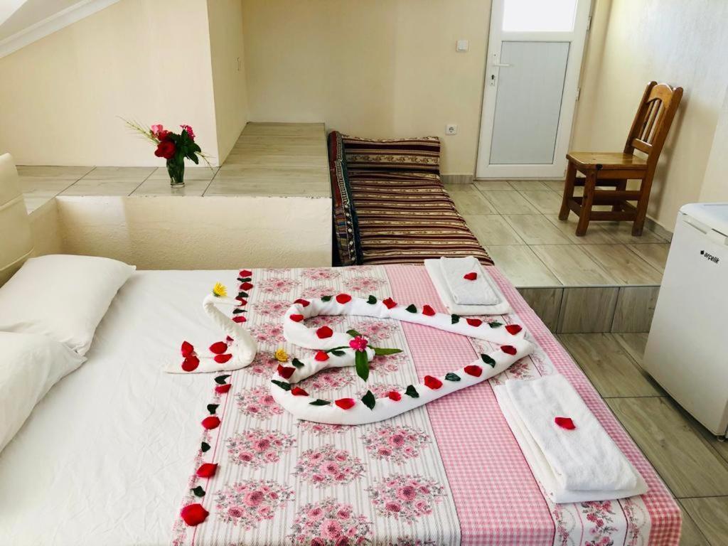 Karaca Apart Hotel ดาลยัน ภายนอก รูปภาพ