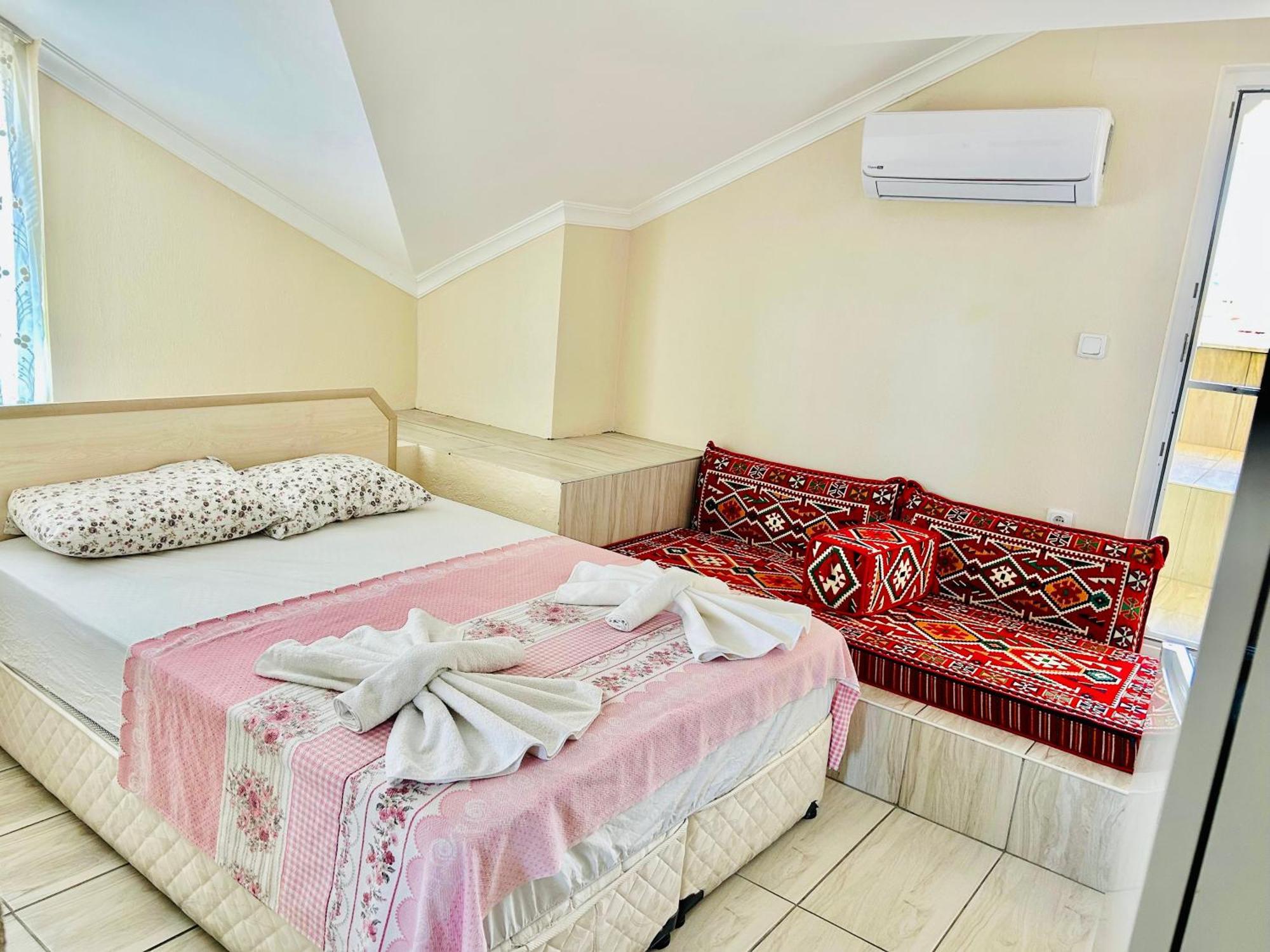 Karaca Apart Hotel ดาลยัน ภายนอก รูปภาพ