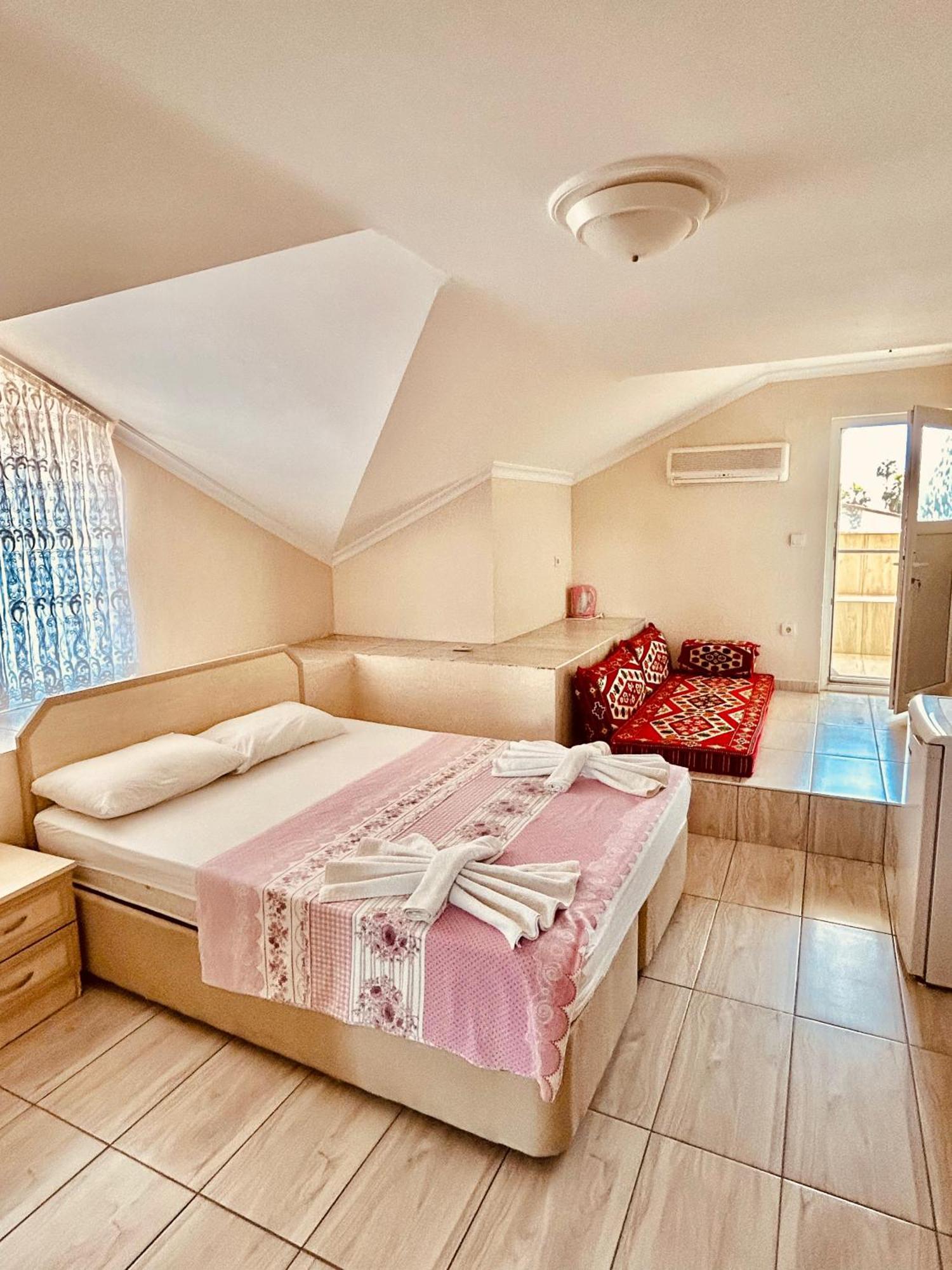Karaca Apart Hotel ดาลยัน ภายนอก รูปภาพ