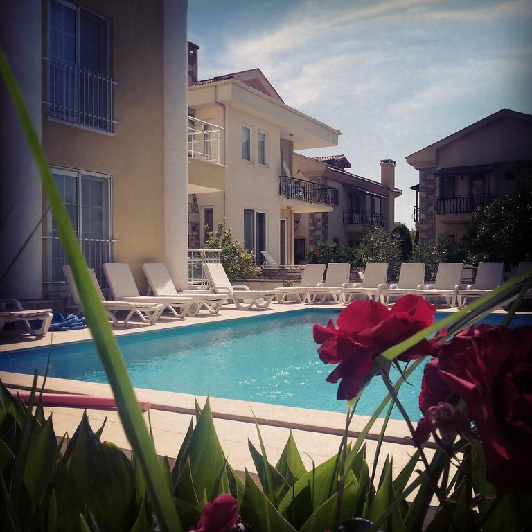 Karaca Apart Hotel ดาลยัน ภายนอก รูปภาพ