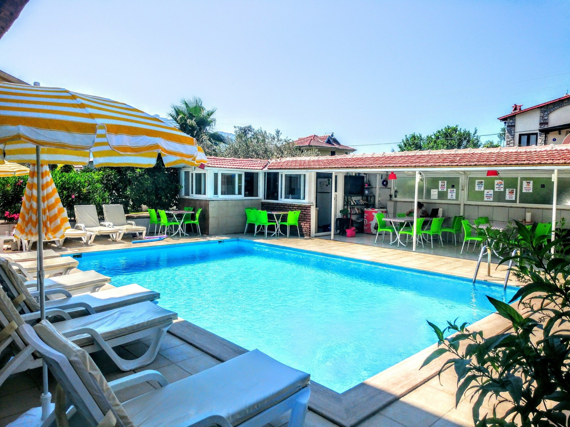 Karaca Apart Hotel ดาลยัน ภายนอก รูปภาพ
